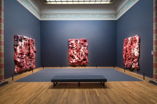 Amsterdam, 25-11-2015. Internal Object in Three Parts (2013-205) van Anish Kapoor in de Eregallerij van het Rijksmuseum. Foto: Olivier Middendorp